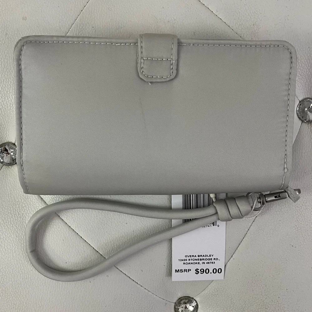NWT Vera Bradley Phone Holder Wristlet Wallet in Nylon Light Gray